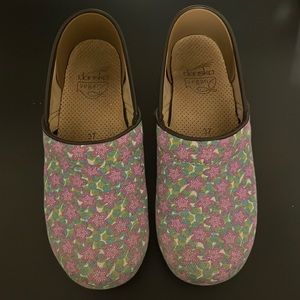 Floral Canvas Dansko